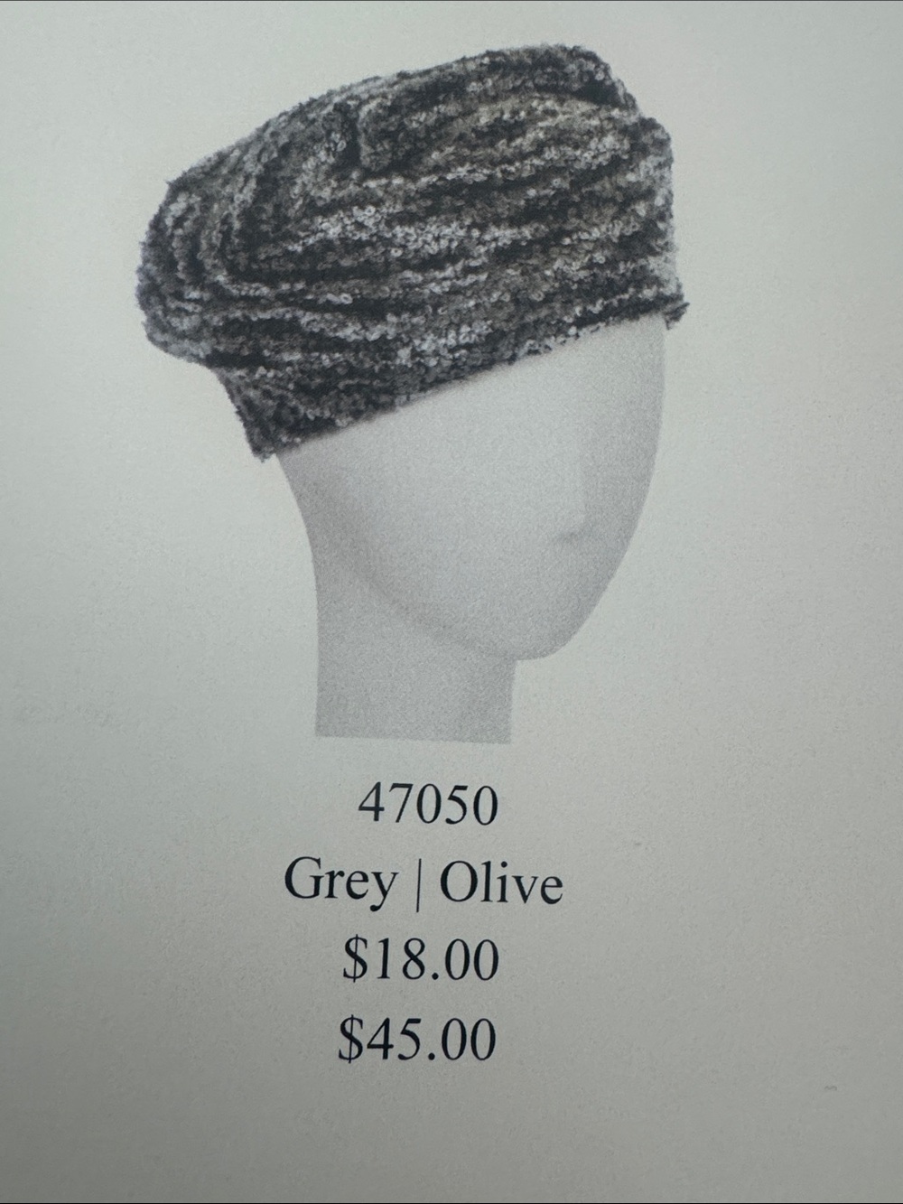 New with tags Giovannio NY Grey Olive Women's Knit beret  size 7